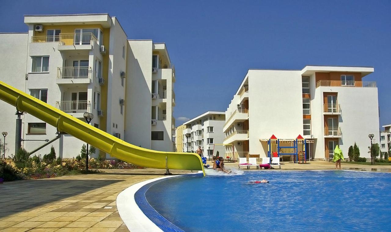 Holiday Apartments Next To Action Aquapark Sunny Beach Exterior photo